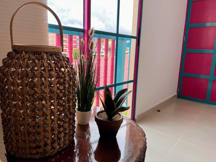 Apto Nuevo, Tranquilo, Bonito, 5 Min Plaza Principal Apartment *